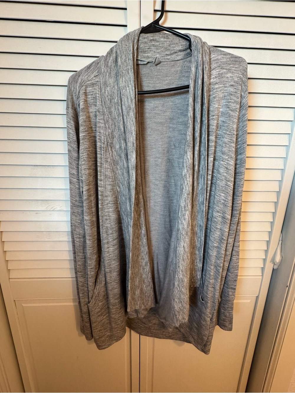 Athleta Pranayama Restore Wrap